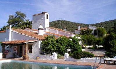 Cortijo met zwembad