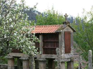 Horreo,  een graanschuur