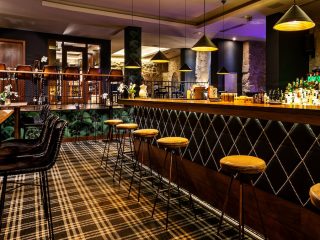 Restaurant Bar