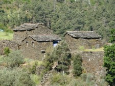 De leistenen huisjes in de Serra da Estrela
