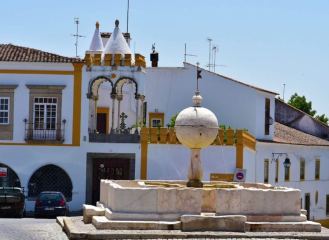 Evora
