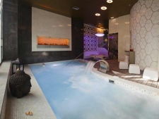 Het wellness-centrum aan de overkant