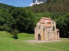 San Miguel de Lillo bij Oviedo