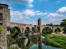 Besalu
