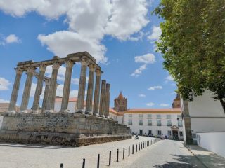 Evora