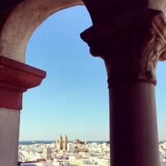 Zicht op Cádiz, halverwege de Torre Tavira