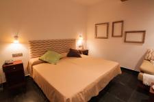 Junior suite met jaccuzi in het hotel in el Chorro