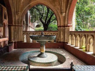 Patio van het klooster in Guadalupe