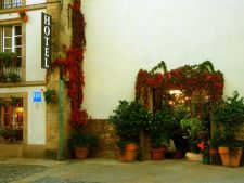 Klein charmant stadshotel met fraaie tuin in Santiago