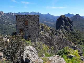 Castillo del Cabañas in Las Villuercas