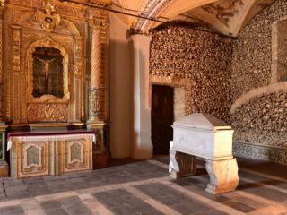 Capela dos Ossos